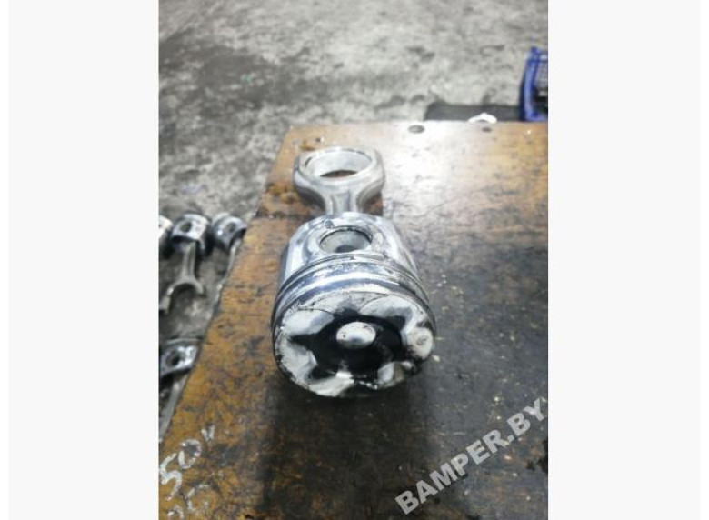 Поршень к Citroen C5, 2005г.
