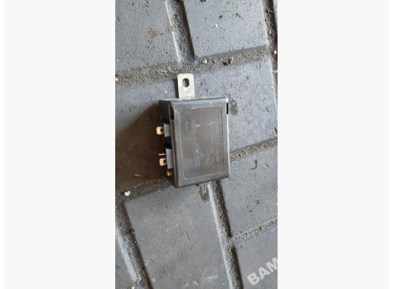 Усилитель антенны к Mercedes ML W163, 2000г.