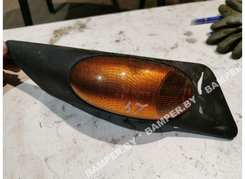 Поворотник правый к Iveco Daily