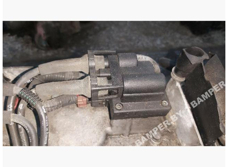 Катушка зажигания к Volvo V40, 1998г.