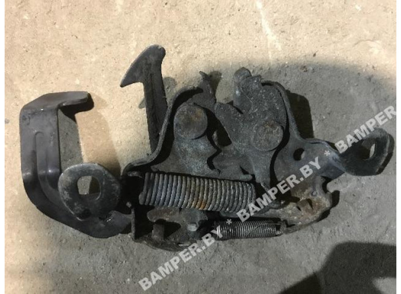 Замок капота к Nissan Almera Tino, 2003г.