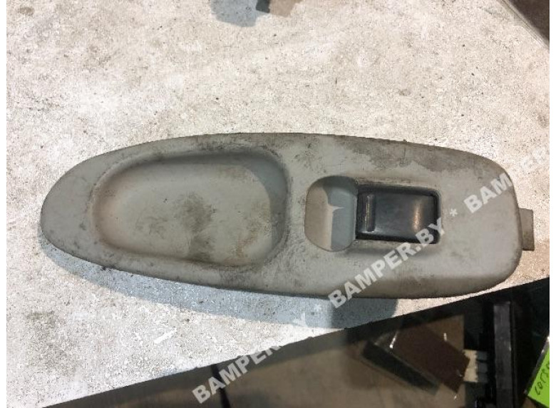 Блок управления стеклоподъемниками к Nissan Almera Tino, 2004г.