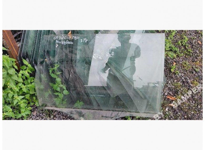 Стекло двери задней правой к Mitsubishi Space Star