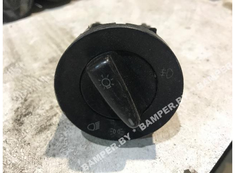 Переключатель света к Volkswagen Golf, 2000г.