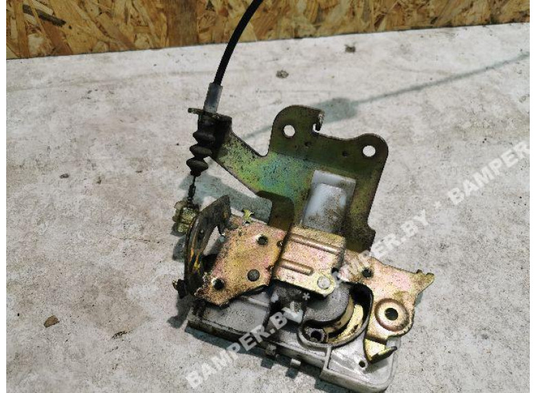 Замок двери задней левой к Mazda MPV, 2003г.