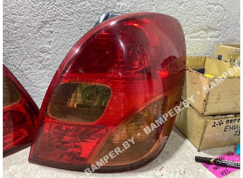 Фонарь задний правый к Toyota Corolla Verso