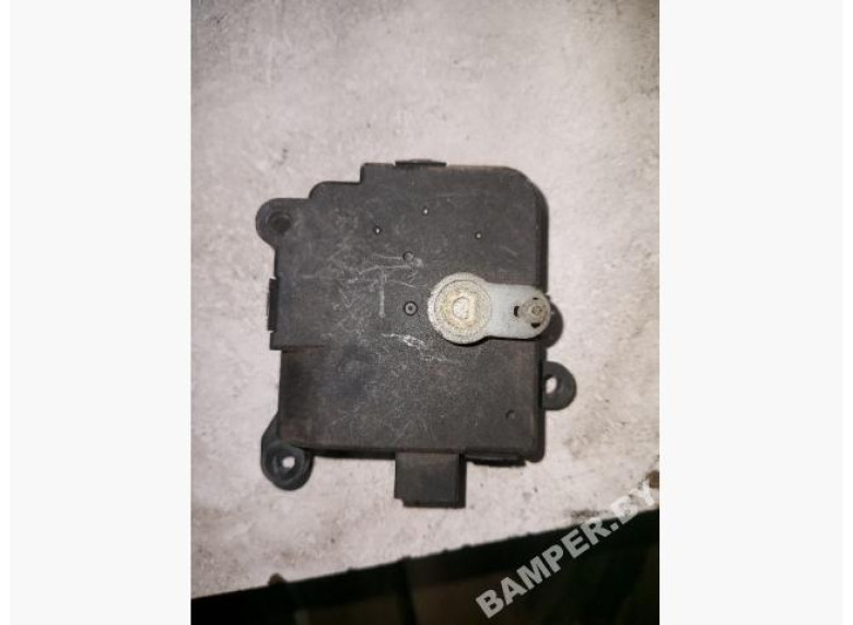 Моторчик заслонки печки к Citroen Xsara, 2000г.