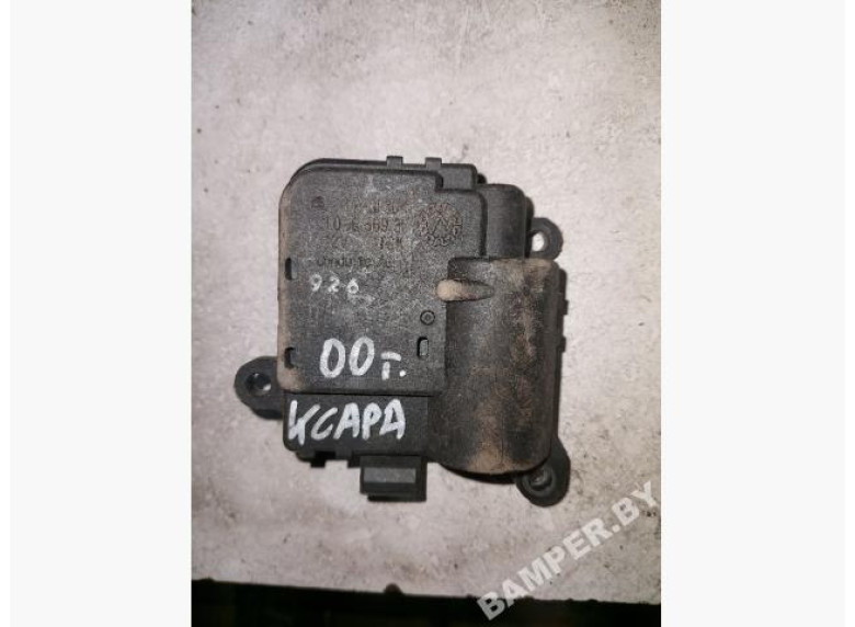 Моторчик заслонки печки к Citroen Xsara, 2000г.