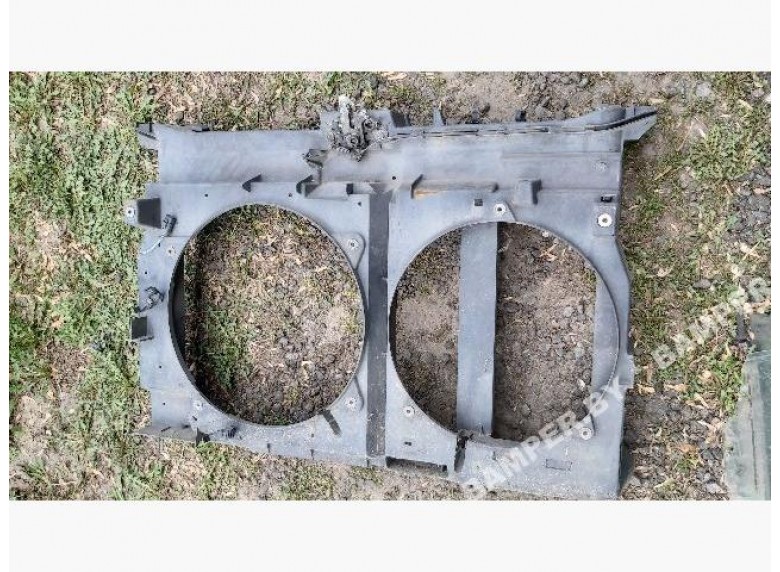 Передняя панель крепления облицовки (телевизор) к Peugeot 807