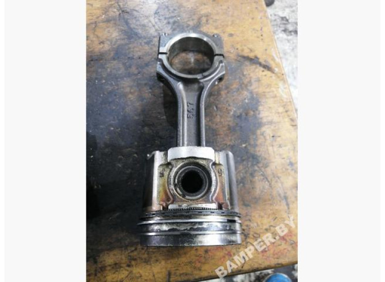 Поршень к Mazda 5, 2005г.