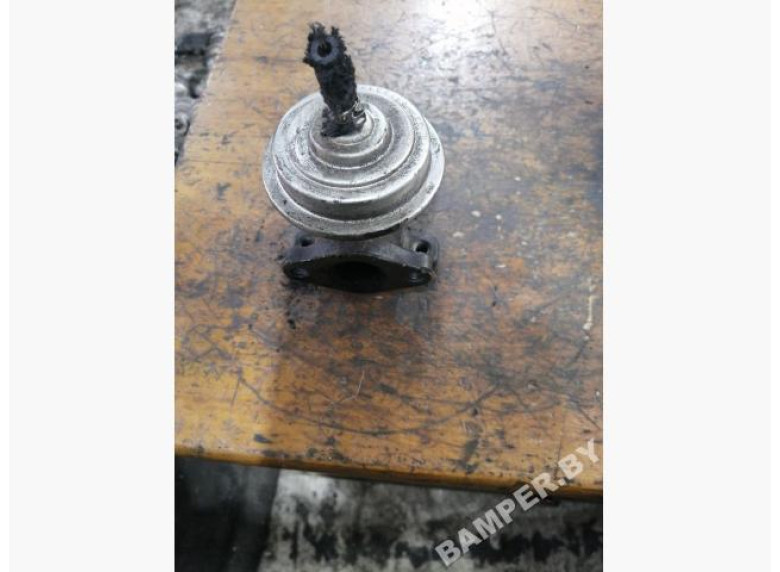 Клапан EGR к Volkswagen Passat, 1999г.