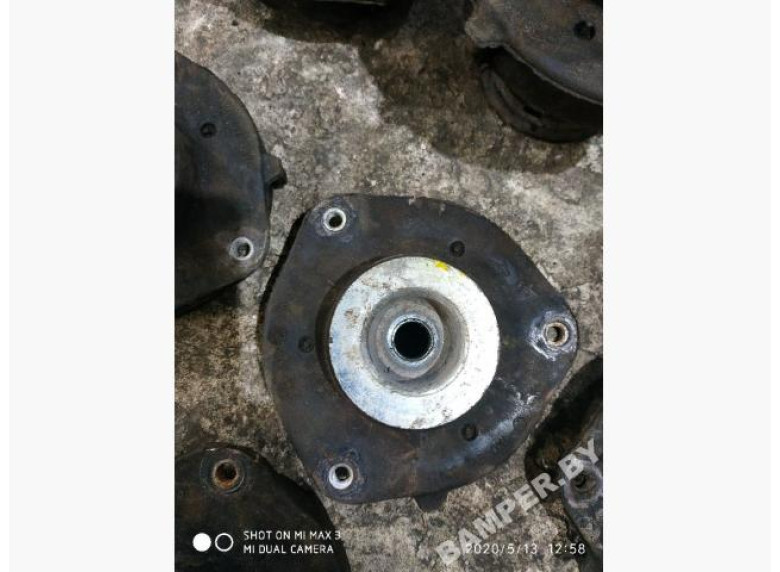 Опора амортизатора верхняя (чашка) к Volkswagen Golf, 2006г.