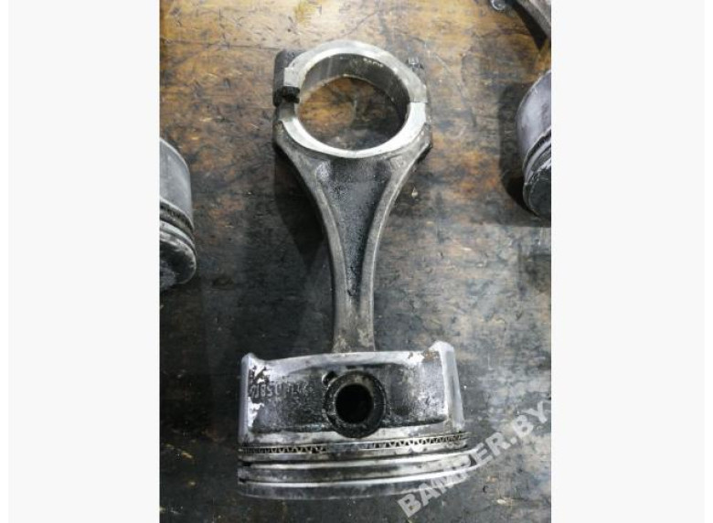 Поршень к Opel Signum, 2003г.