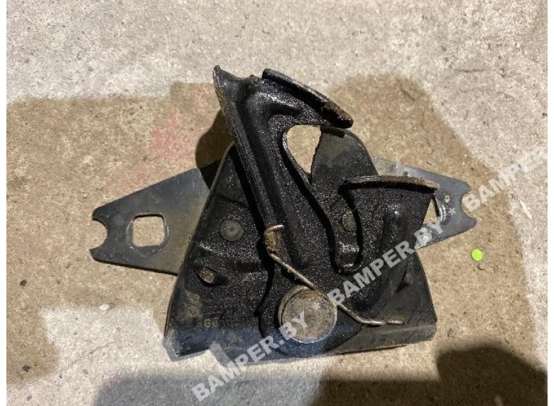 Замок капота к Volkswagen Passat