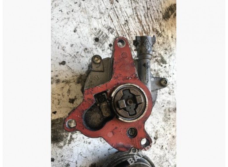 Насос вакуумный к Renault Laguna