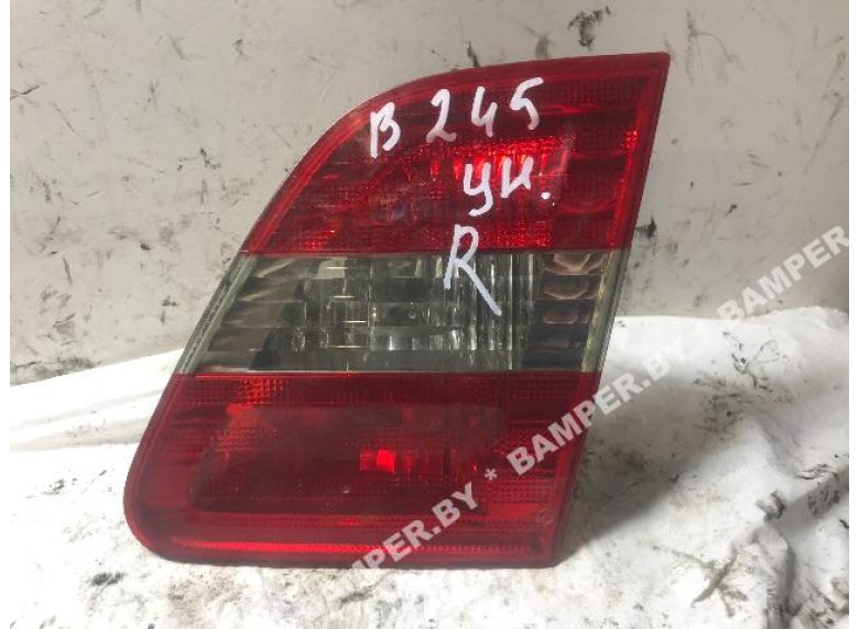 Фонарь крышки багажника правый к Mercedes B W245, 2004г.