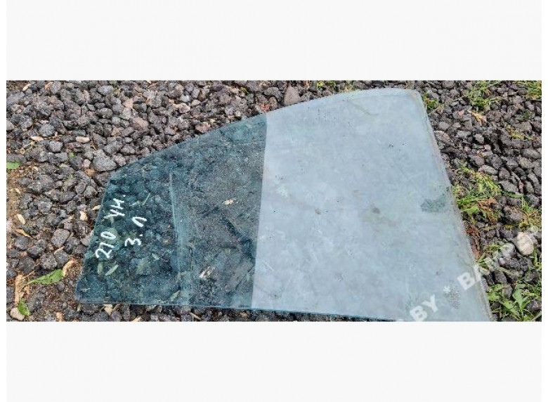 Форточка задняя левая к Mercedes E W210