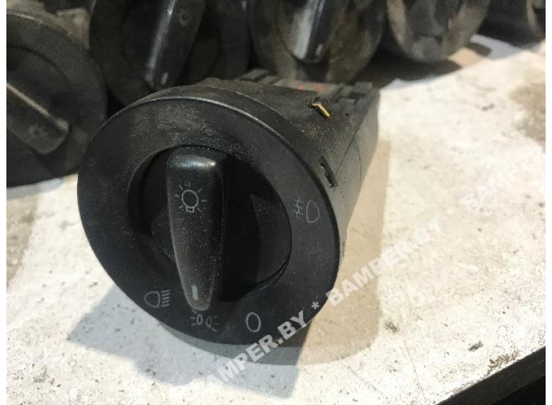 Переключатель света к Skoda Octavia