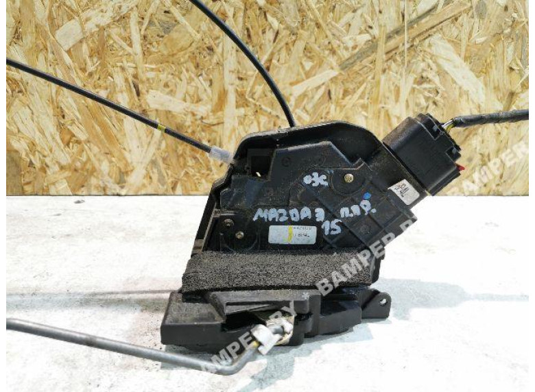 Замок двери передней правой к Mazda 3, 2003г.