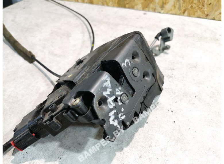 Замок двери передней правой к Mazda 3, 2003г.