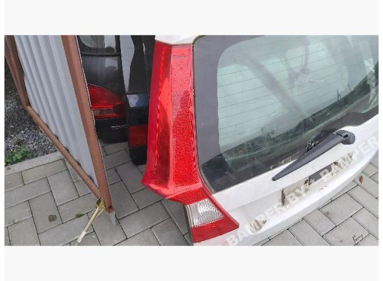 Фонарь крышки багажника левый к Volvo V70, 2011г.