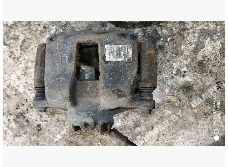 Суппорт передний правый к Peugeot 307