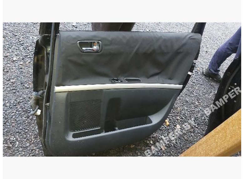 Обшивка двери задней правой (дверная карта) к Toyota Corolla Verso, 2006г.