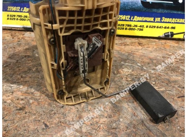 Насос топливный к Volkswagen Golf