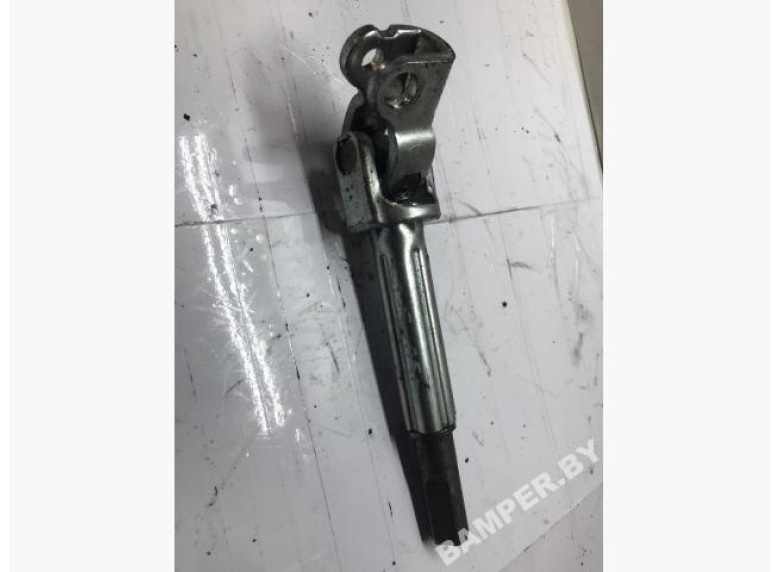 Рулевой карданчик к Volkswagen Transporter, 2005г.