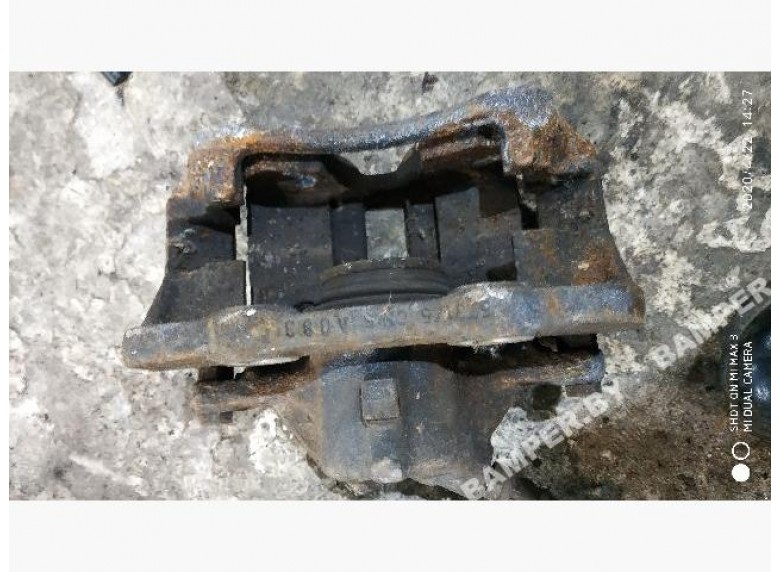 Суппорт передний левый к Peugeot Partner