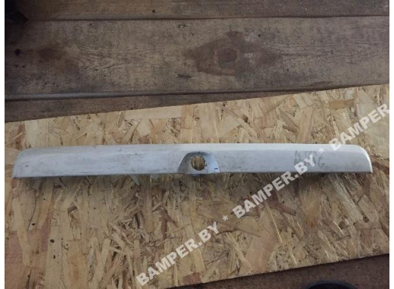 Накладка подсветки номера к Opel Astra, 1999г.