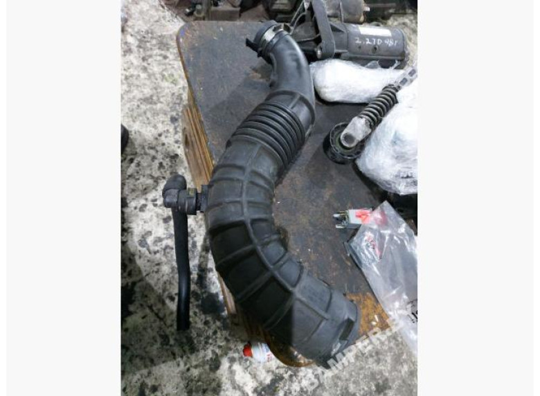 Патрубок турбины к Renault Megane, 2004г.