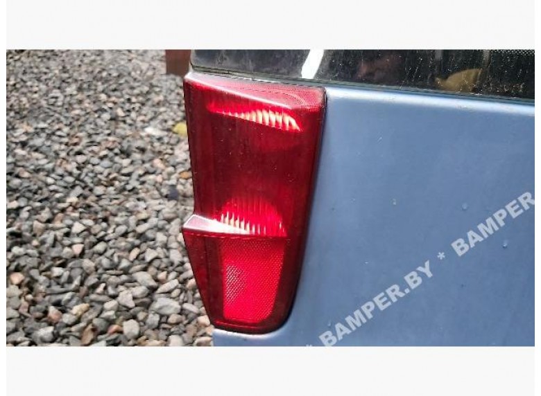 Фонарь крышки багажника левый к Fiat Punto