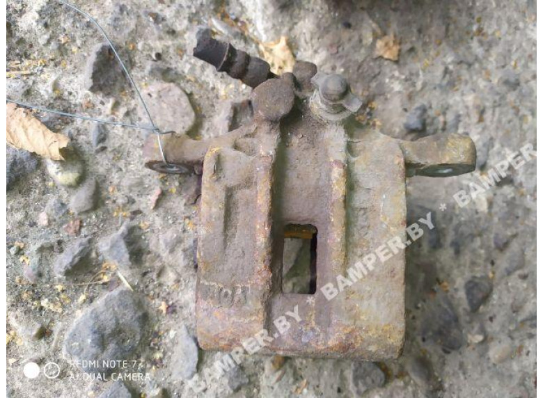 Суппорт задний правый к Hyundai i30, 2008г.