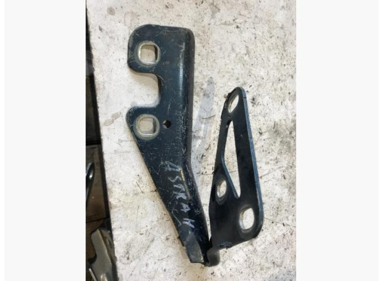 Петля капота левая к Opel Astra, 2005г.