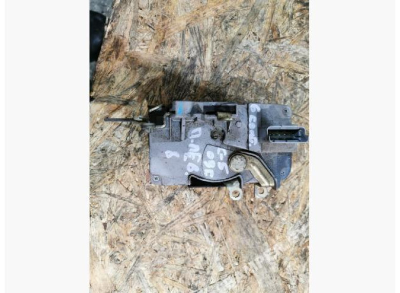 Замок двери передней левой к Citroen C5, 2002г.