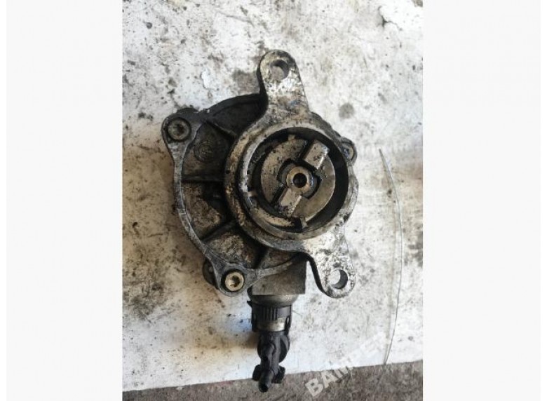 Насос вакуумный к Renault Master