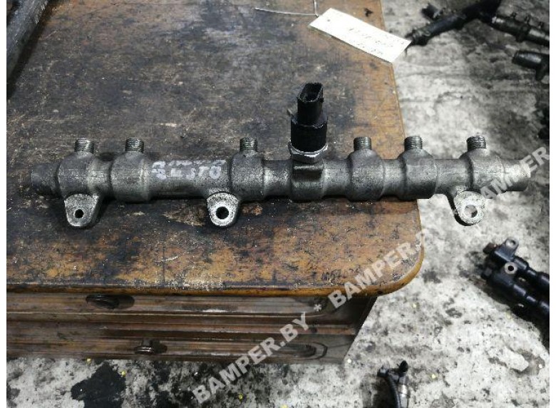 Топливная рампа к Alfa Romeo 166