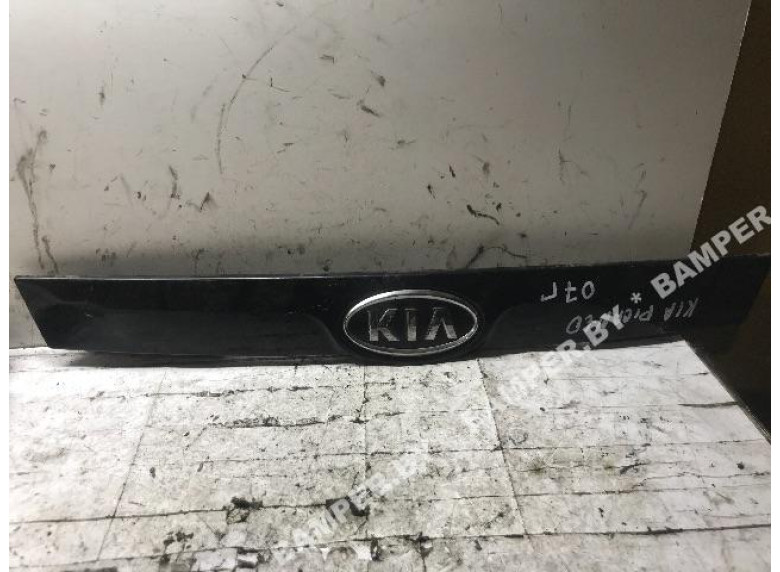 Накладка подсветки номера к Kia Picanto
