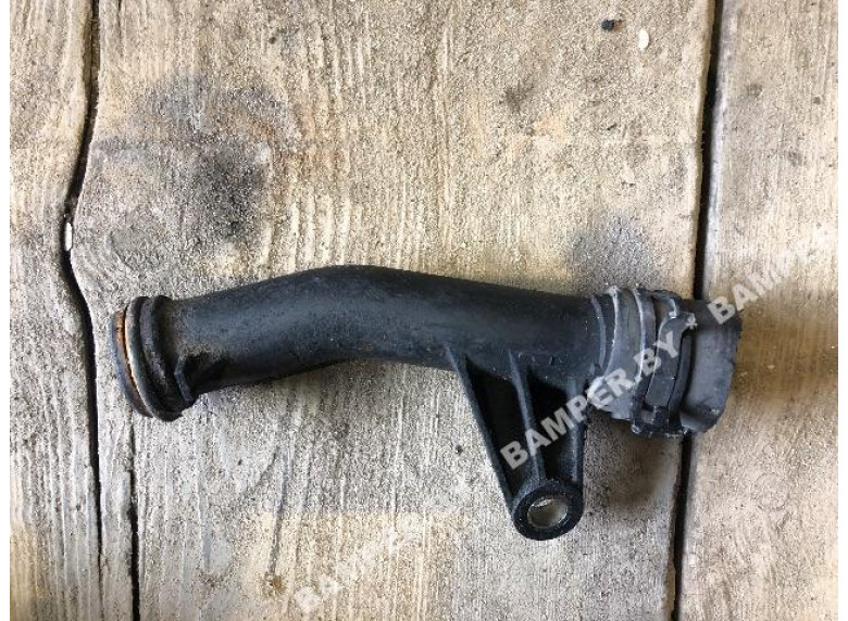 Трубка охлаждающей жидкости пластиковая к Renault Kangoo, 2001г.