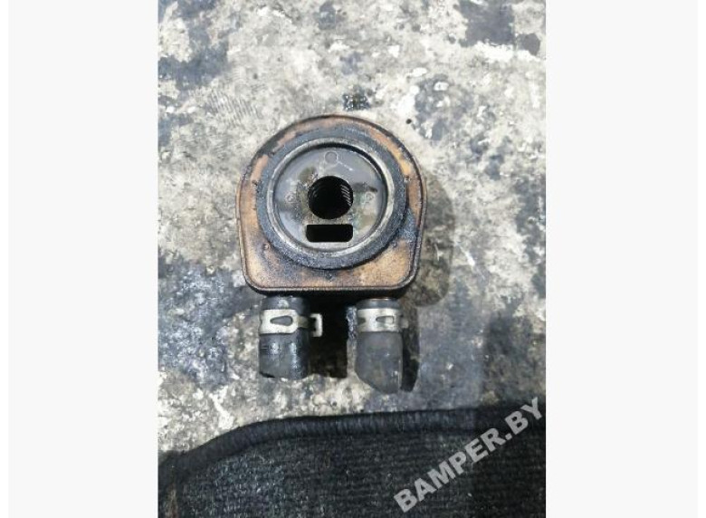 Теплообменник масляного фильтра к Renault Laguna, 2002г.