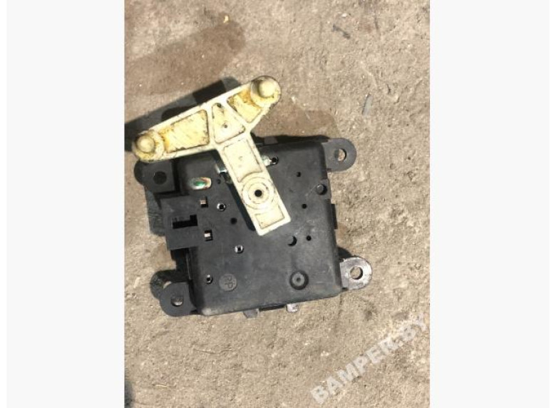 Моторчик заслонки печки к Nissan Almera Tino, 2003г.