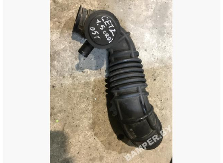 Патрубок воздушного фильтра к Hyundai Getz, 2005г.