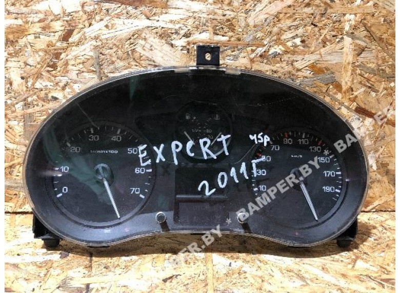 Щиток приборов (приборная панель) к Peugeot Expert, 2011г.