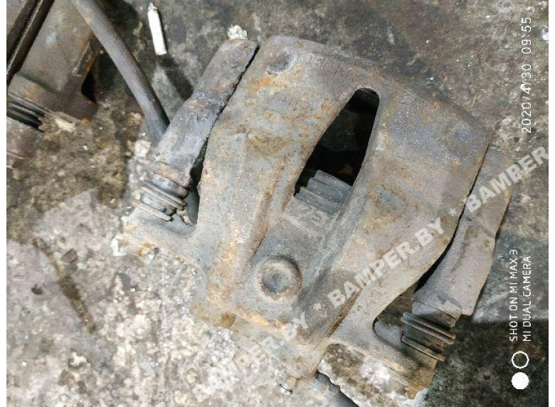 Суппорт передний правый к Opel Corsa, 2004г.