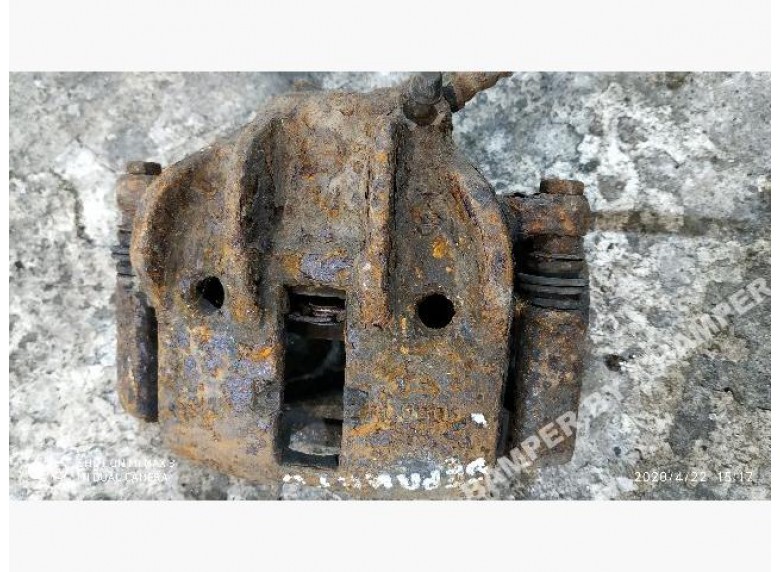 Суппорт передний левый к Peugeot Partner