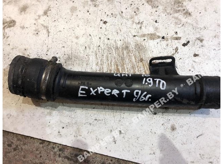 Патрубок интеркулера к Peugeot Expert