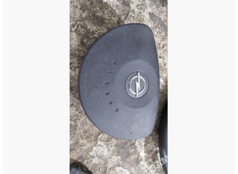 Подушка безопасности водителя к Opel Corsa, 2001г.