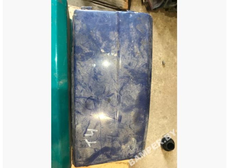 Ус под фару левый к Volkswagen Transporter, 1999г.