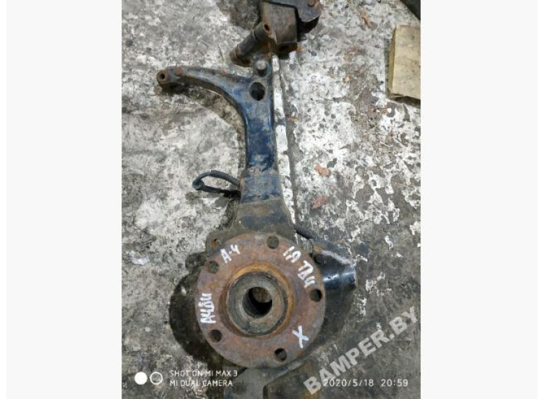 Ступица передняя правая к Volkswagen Passat, 2000г.